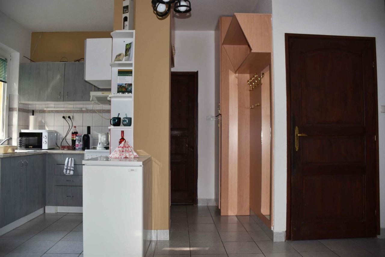 Pilikan Apartments - Park, Agroturism, Vineyard & Farm Cserszegtomaj Extérieur photo