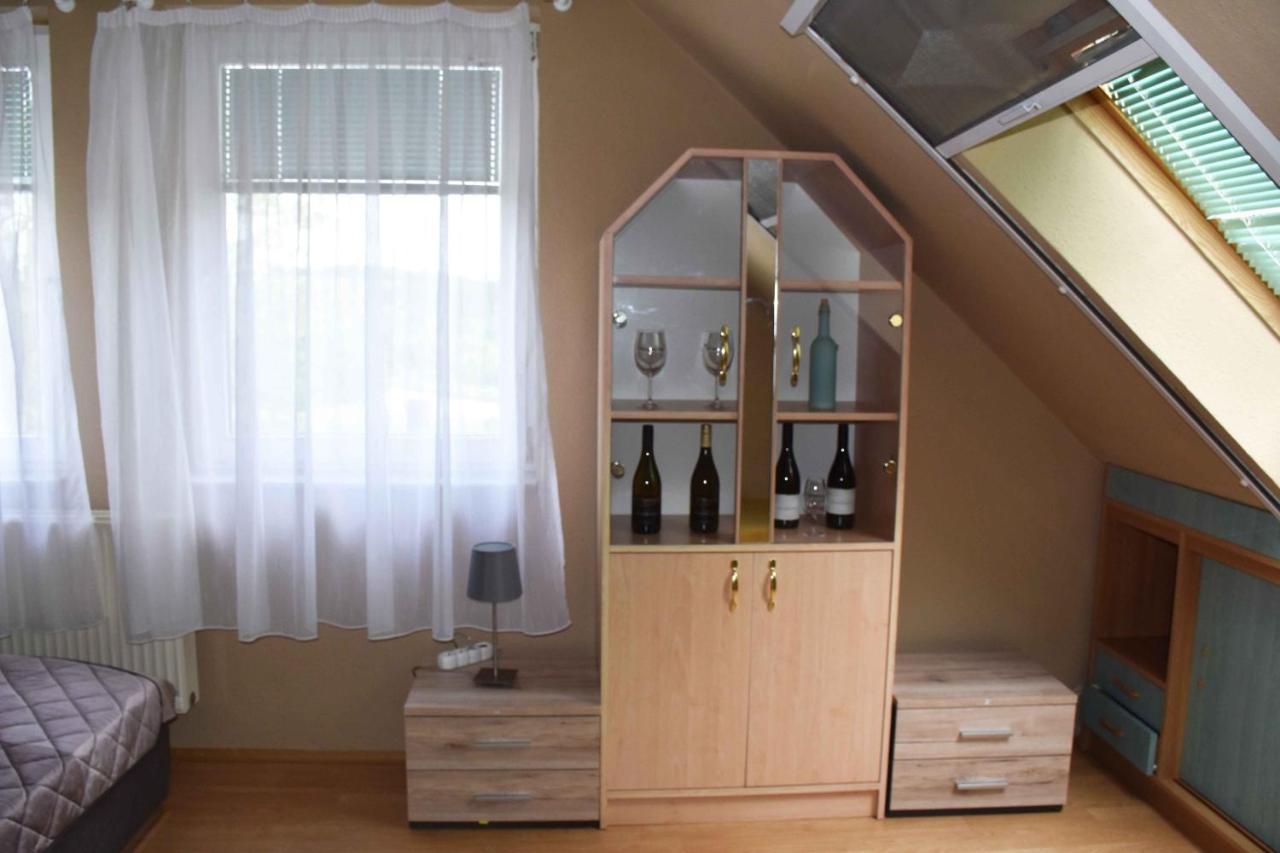Pilikan Apartments - Park, Agroturism, Vineyard & Farm Cserszegtomaj Extérieur photo